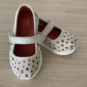 Baby Tom’s Mary Jane’s